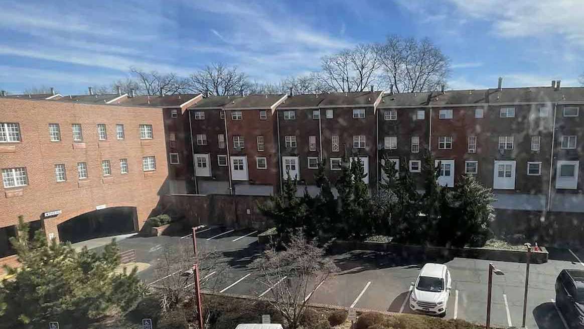 Reserve Comfort Inn Ballston DCA Airport Parking