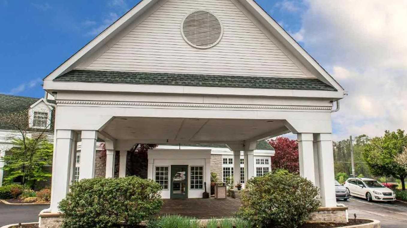 Reserve 7011 Old Steubenville Pike Parking Book and Save