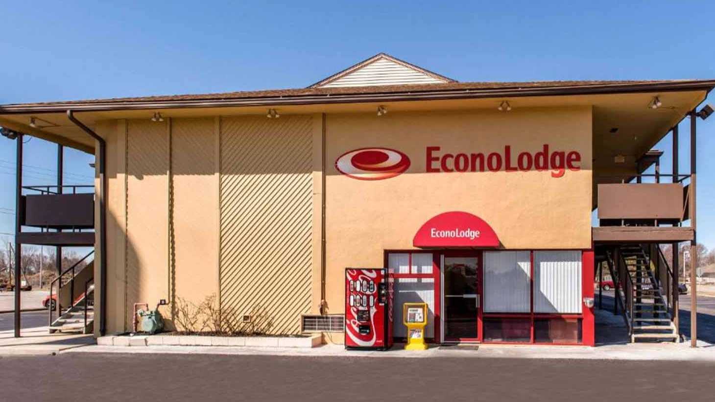 Reserve 316 Emma Street Parking Book and Save