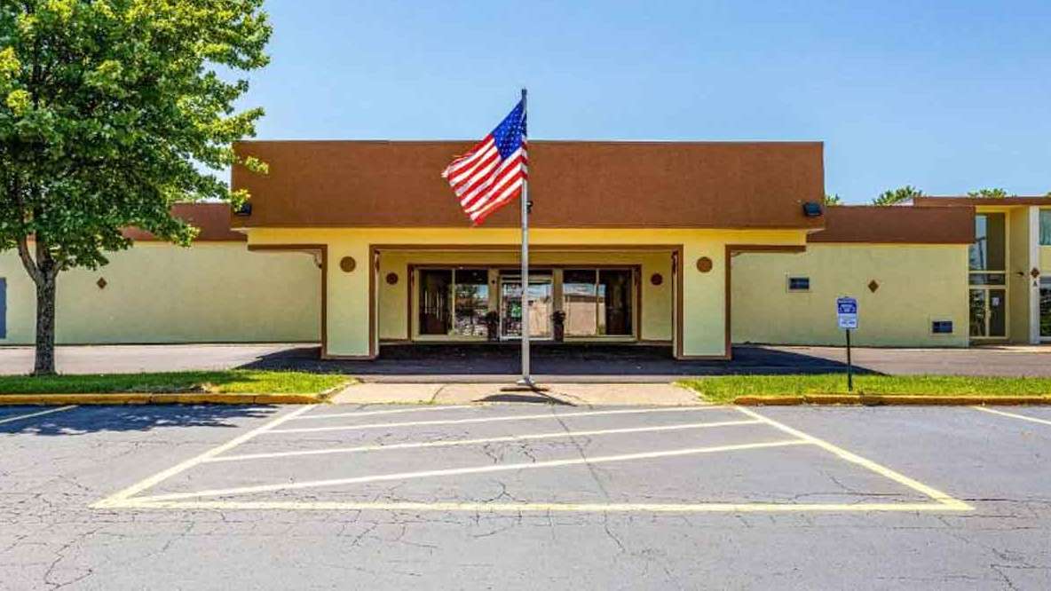 Reserve 10455 Rd Building A Parking Book and Save