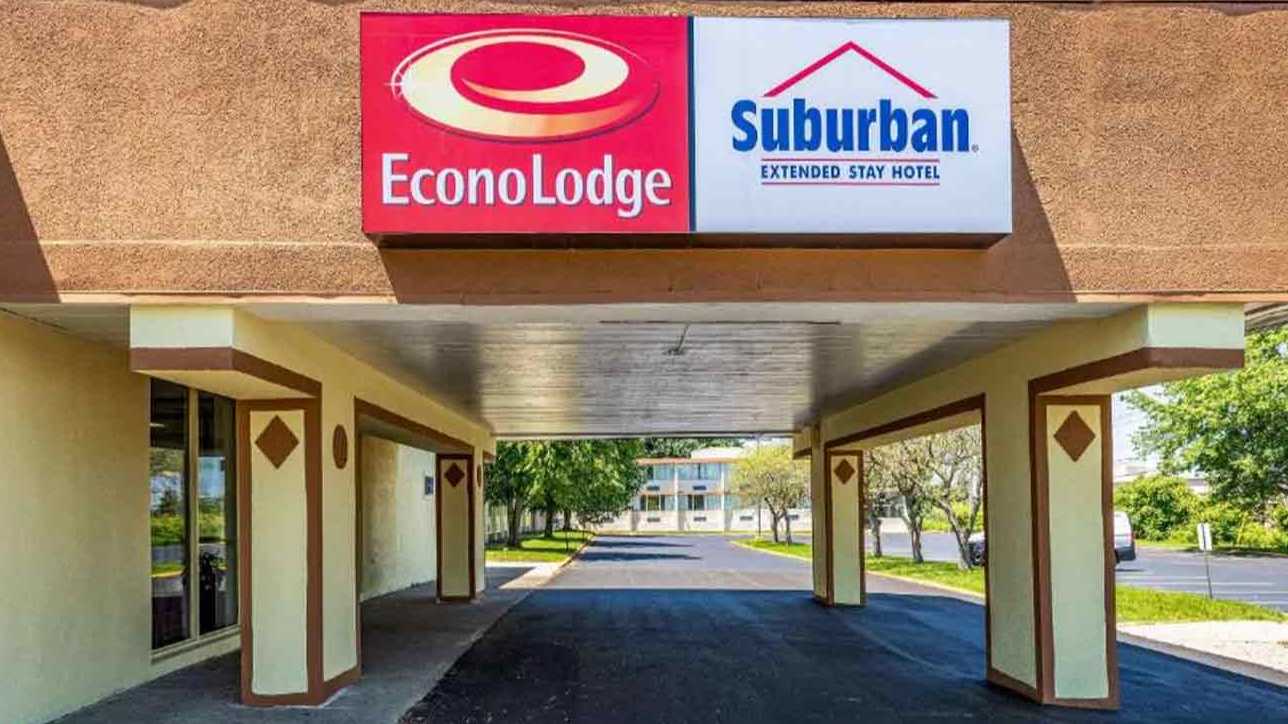 Reserve 10455 Rd Building A Parking Book and Save