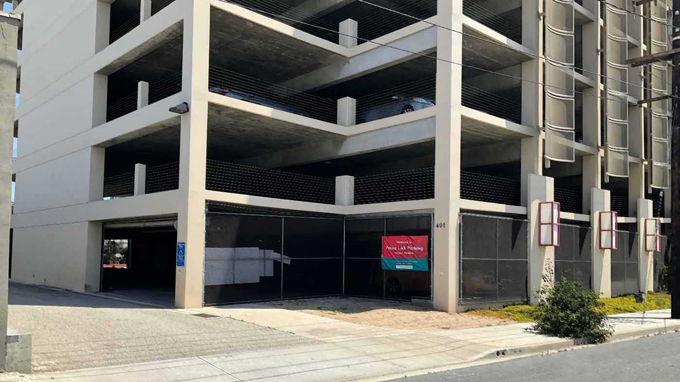 PrimePark LAX Premier SelfPark Garage