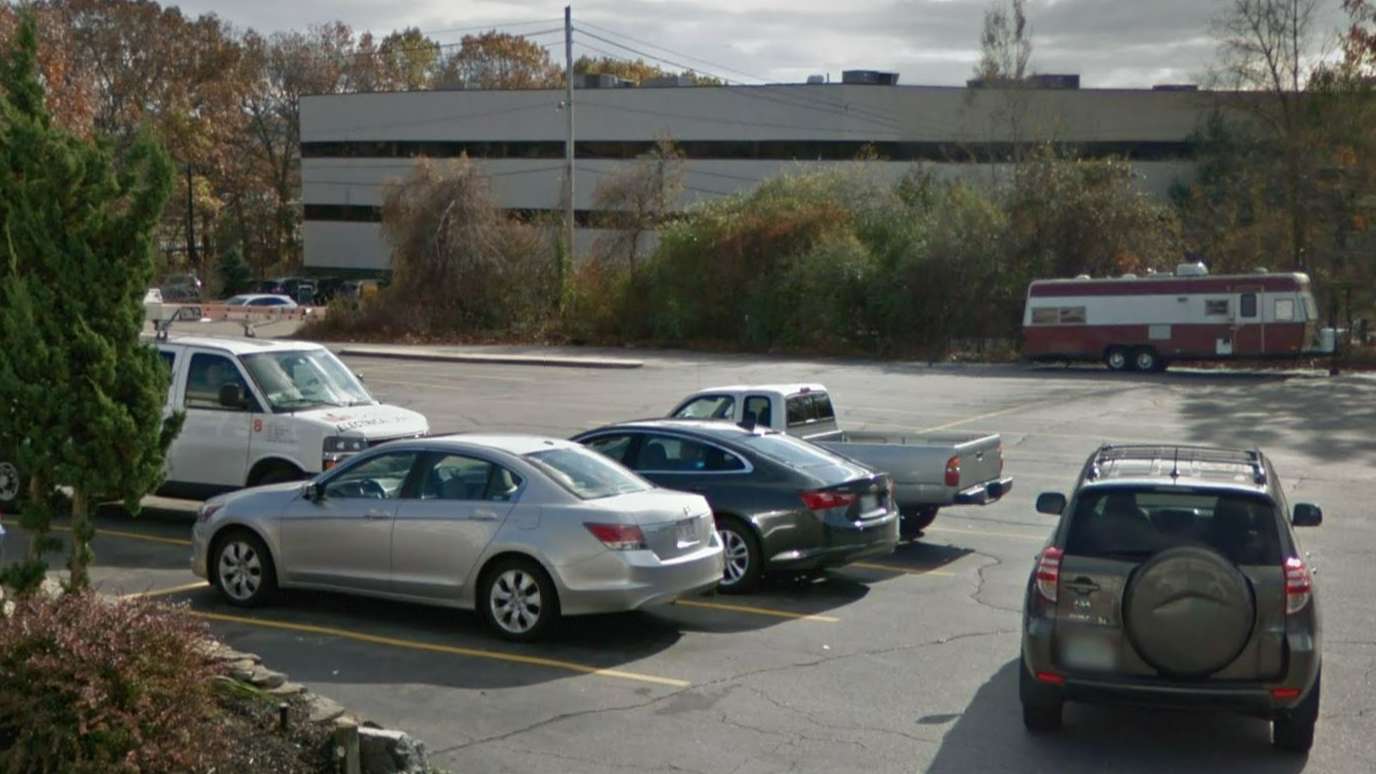 Reserve 65 Newbury St Parking Book and Save