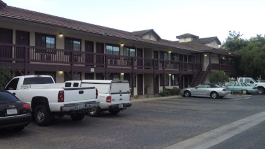Book Hourly Parking in 1020 E Ocean Ave (Red Roof Inn  Lompoc) Garage