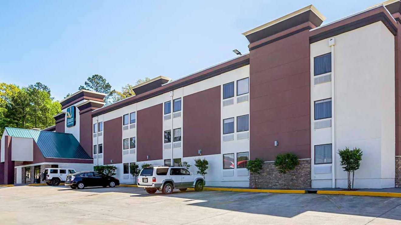 Reserve 3900 Fulton Industrial Blvd SW Parking Book and Save