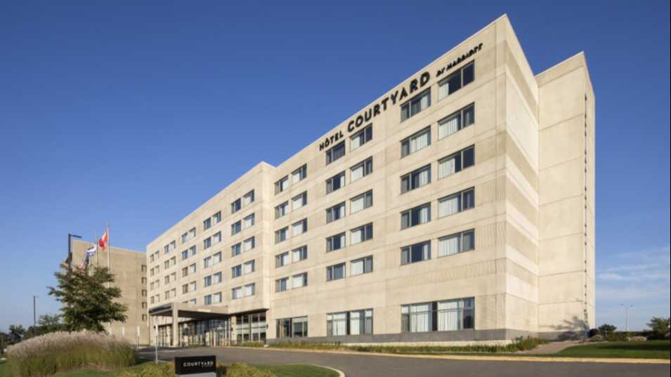 Reserve Courtyard Montreal Airport Parking