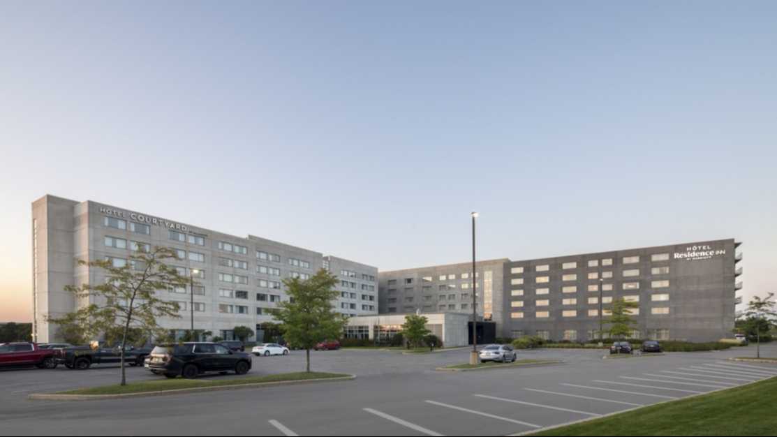 Reserve Courtyard Montreal Airport Parking