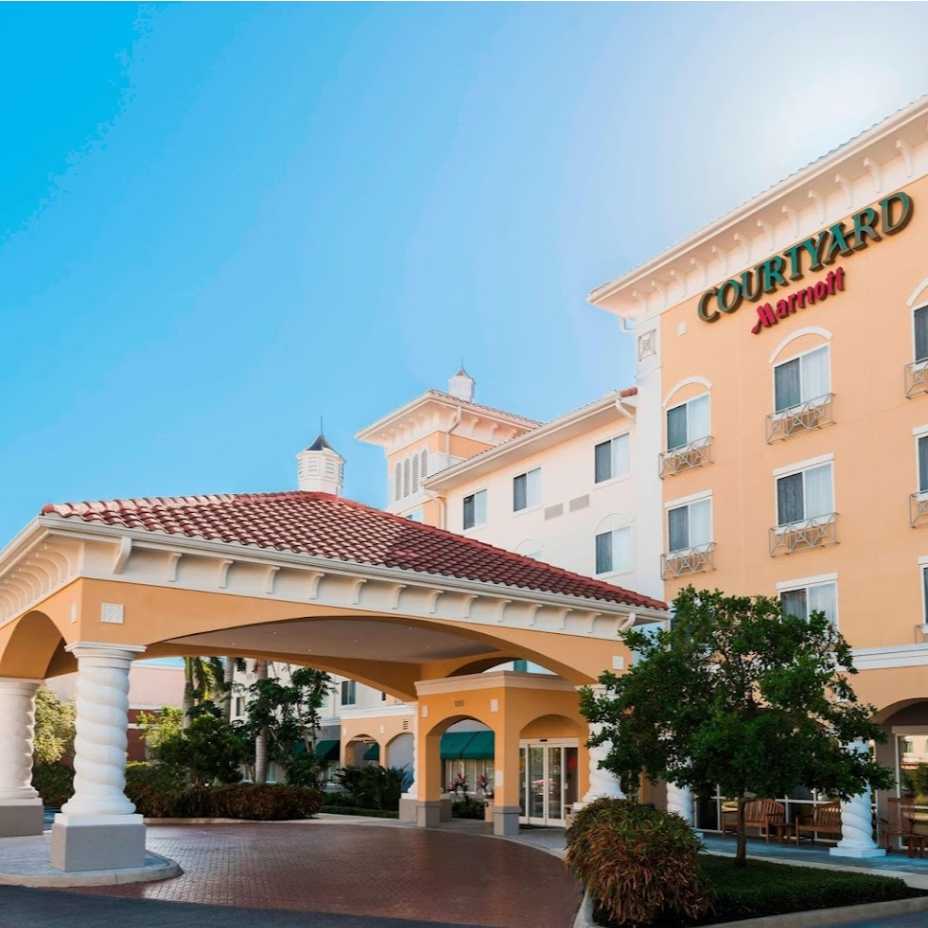 Courtyard by Marriott Fort Myers Airport Parking Way