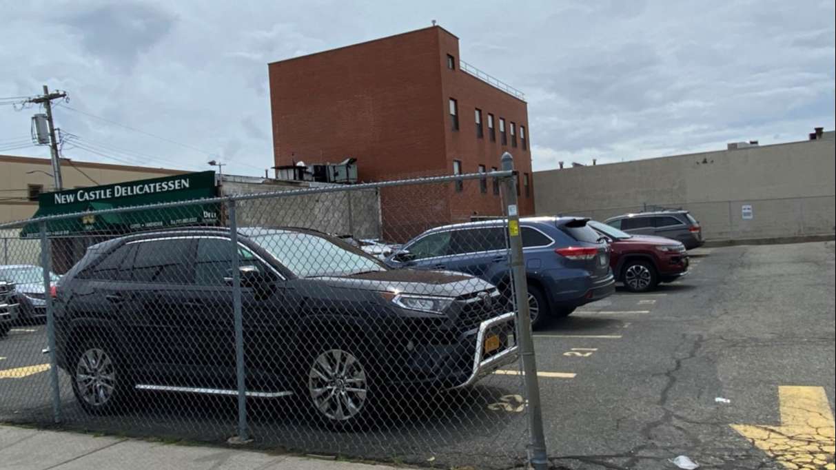 Reserve 150th JFK Airport Parking Lot 1