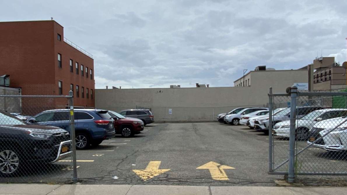 Book 150th JFK Airport Parking Lot 2 Now and Save