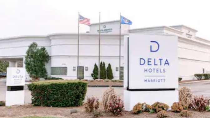 Reserve Delta Hotels by Marriott DTW Airport Parking