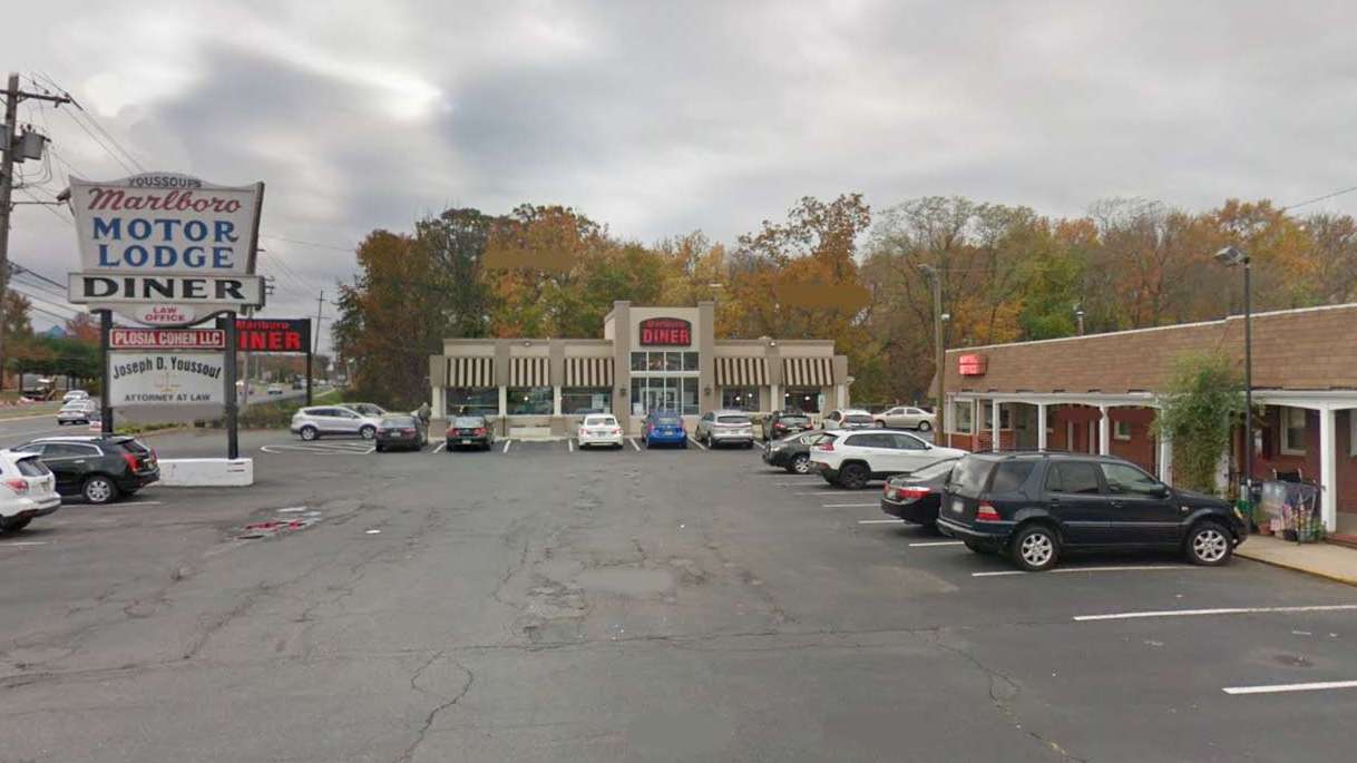 Marlboro Motor Lodge 141 US9 Garage Way