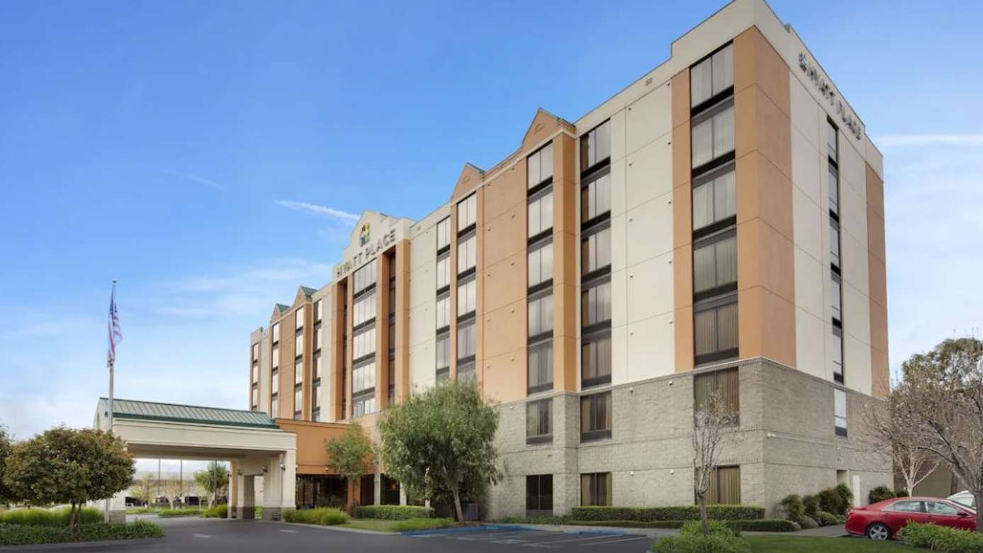 Reserve Hyatt Place Fremont Parking 3101 W Warren Ave Parking