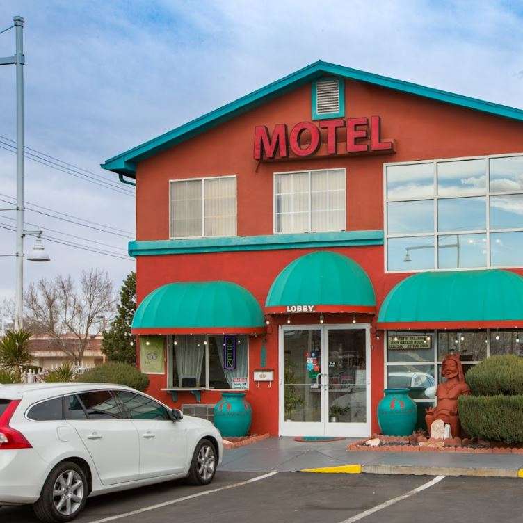 Sandia Peak Inn ABQ Airport Parking Way