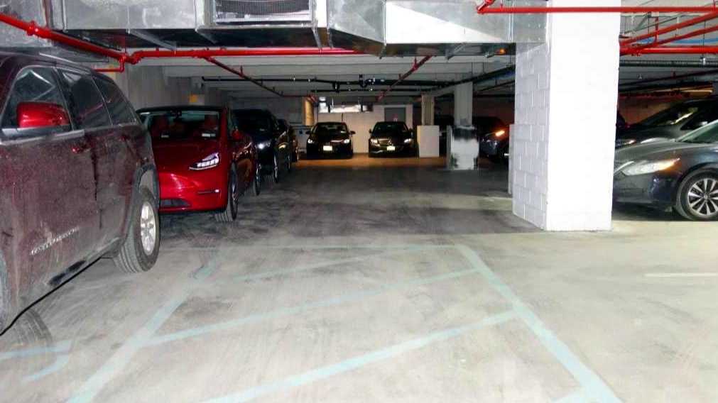 Book Hourly Parking in  1345 Lincoln Place Garage