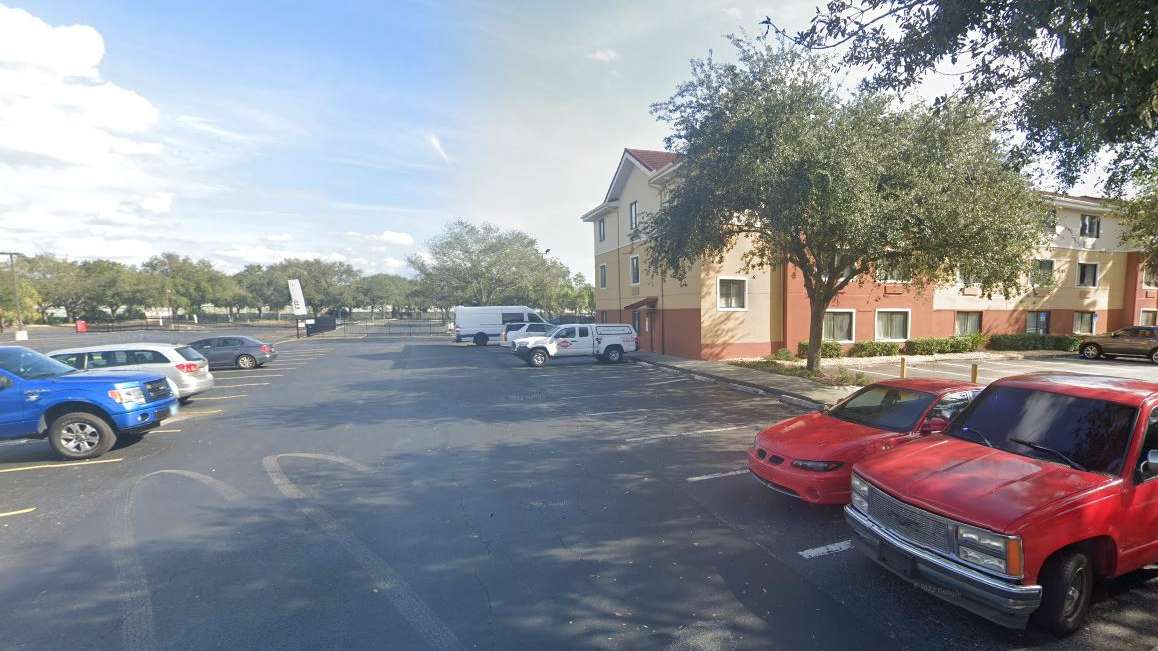Book Hourly Parking in Extended Stay America Tampa Long Term Parking (Limited Time Offer)