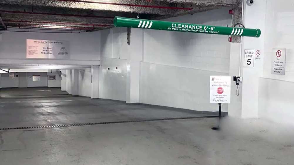 Book Hourly Parking in VICTOR BUILDING