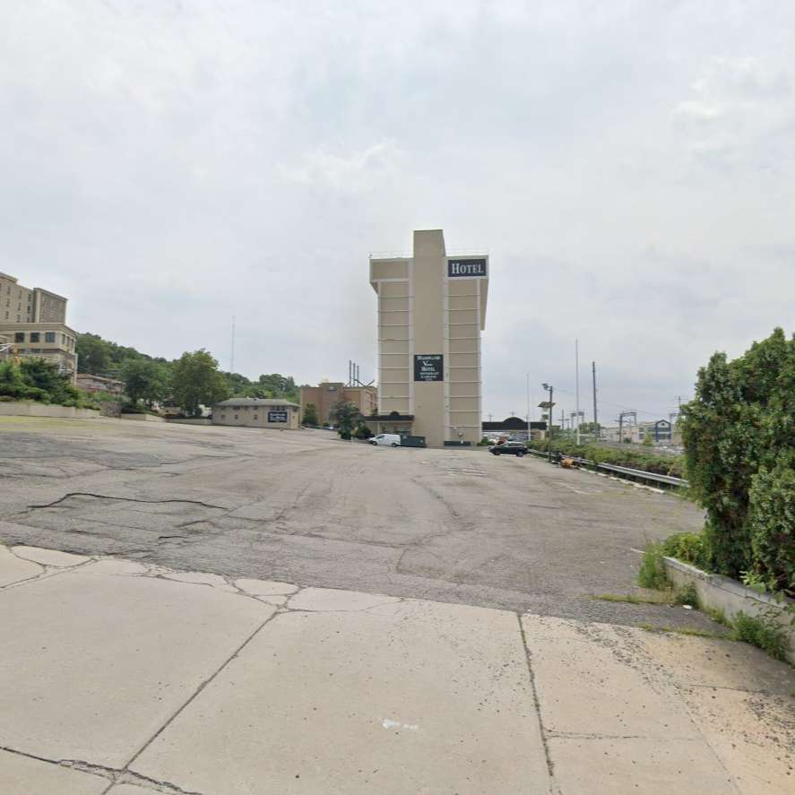 Essence Hotel EWR Airport Parking Way