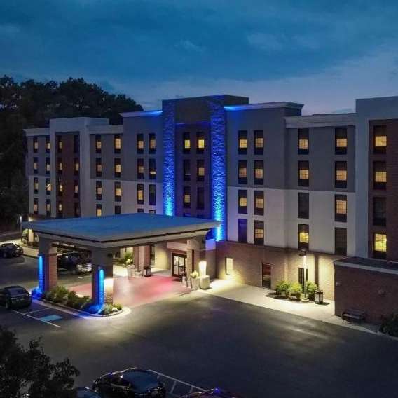 Holiday Inn Express & Suites PHF Airport Parking | Way
