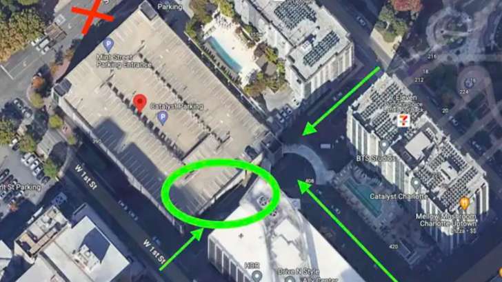 Book Hourly Parking in 415 S Mint St Garage