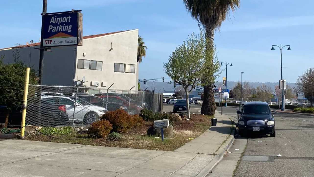 VIP Oakland Airport Parking Way