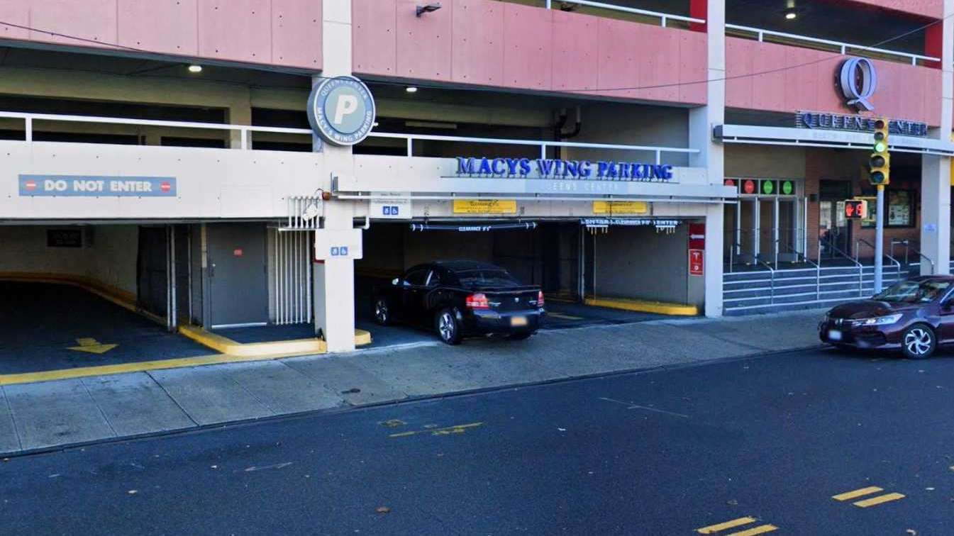 Queens Center Mall 5704 92nd Street Parking Way