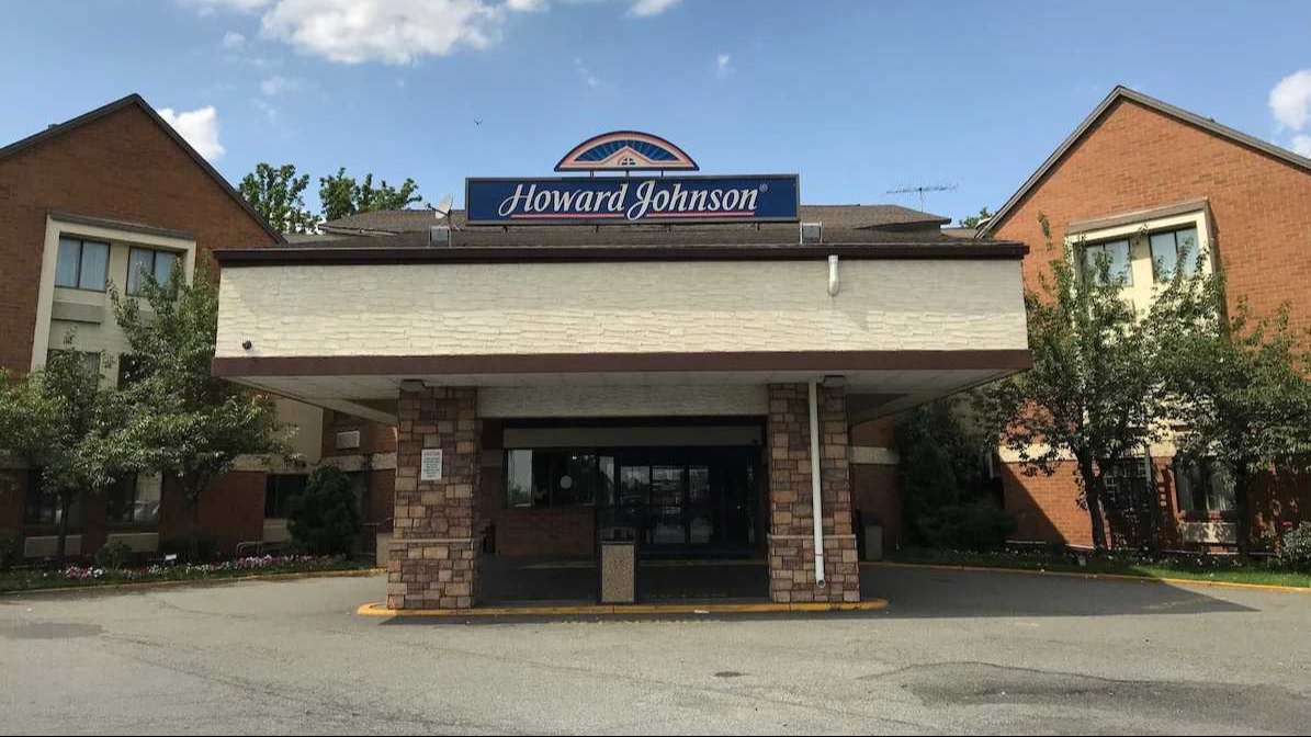 Howard Johnson Inn Cape Liberty Cruise Parking Way