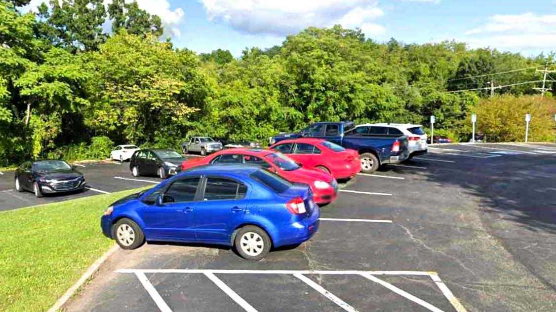 Reserve 1160 Thorn Run Road Parking Book and Save