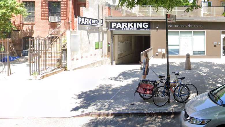 Book Hourly Parking in Greene Ave Garage Parking 