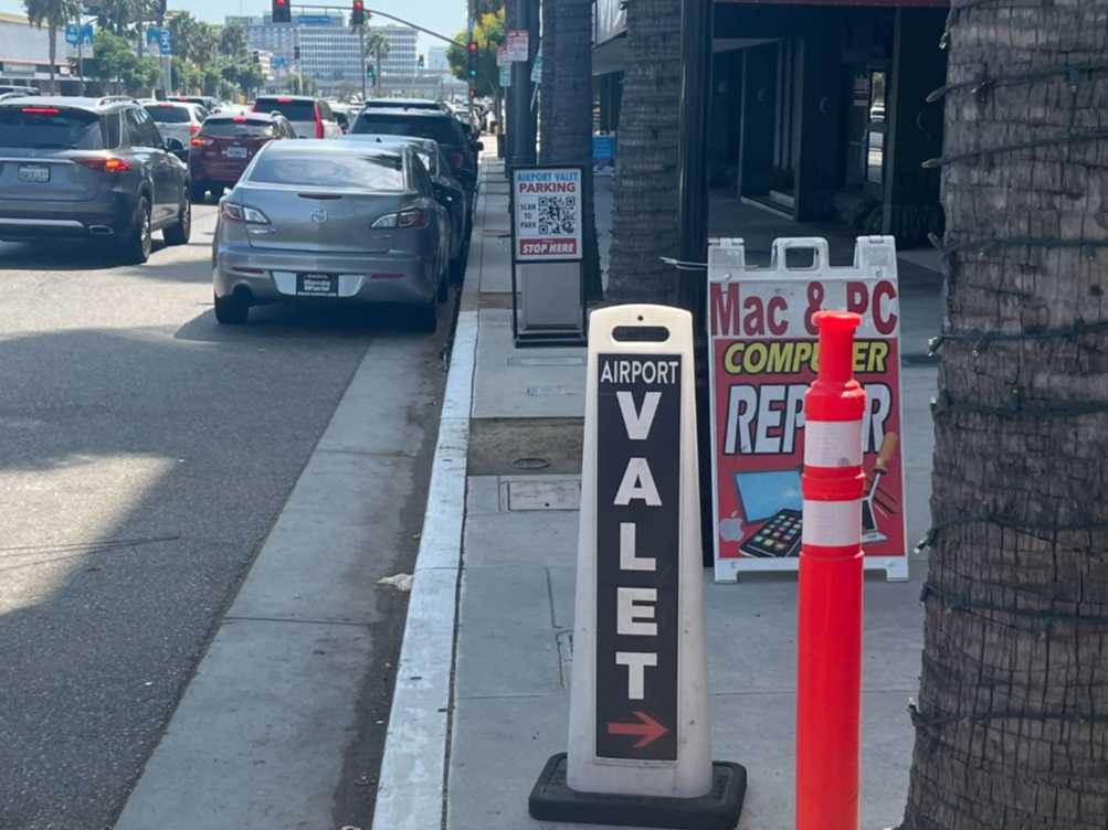 Book Hourly Parking in Airport Valet Elite LAX Parking