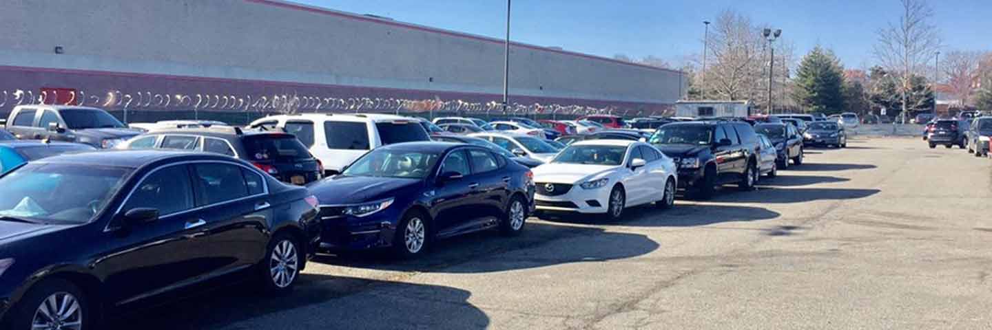 Book Hourly Parking in One Easy Park LaGuardia (LGA) Airport Parking