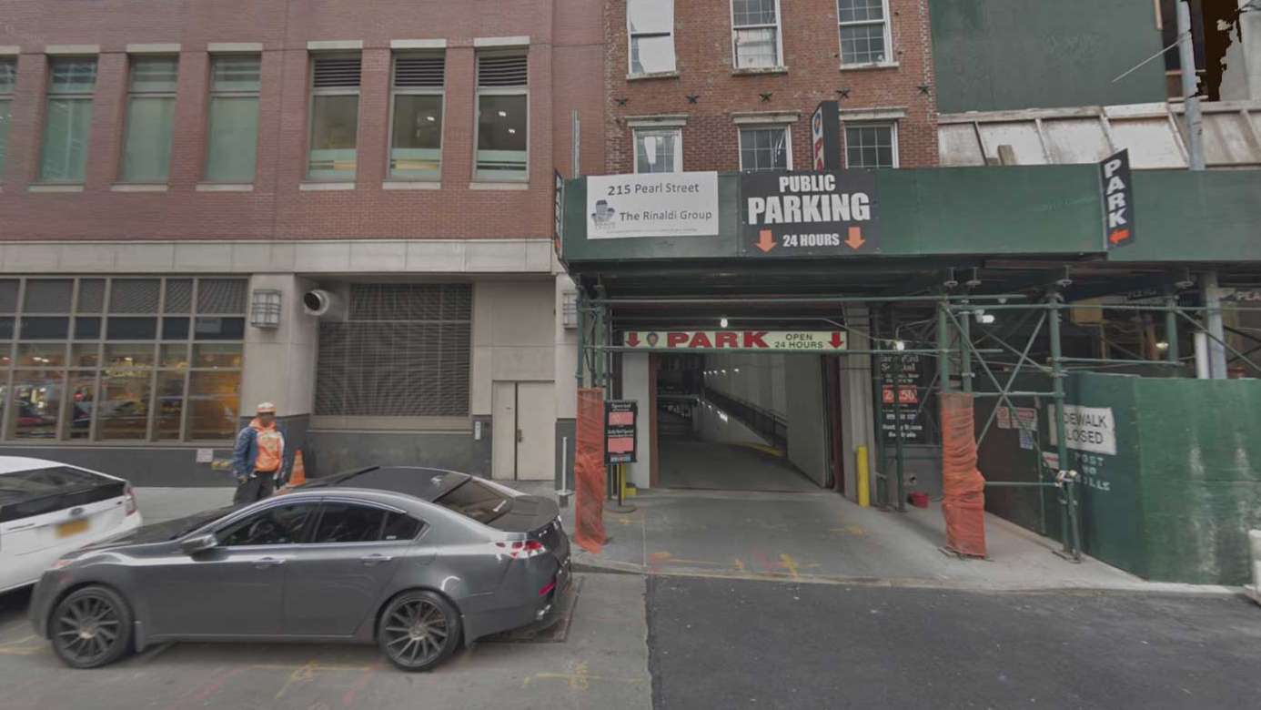 201 Pearl Parking CORP City Parking Way