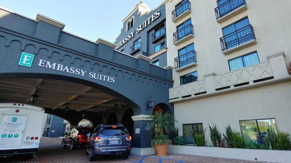 Embassy Suites by Hilton Los Angeles (LAX) Airport Parking