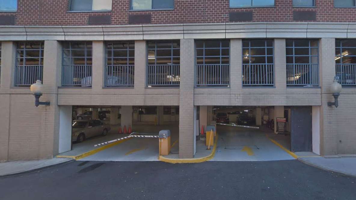 AMC Clifton Commons 16