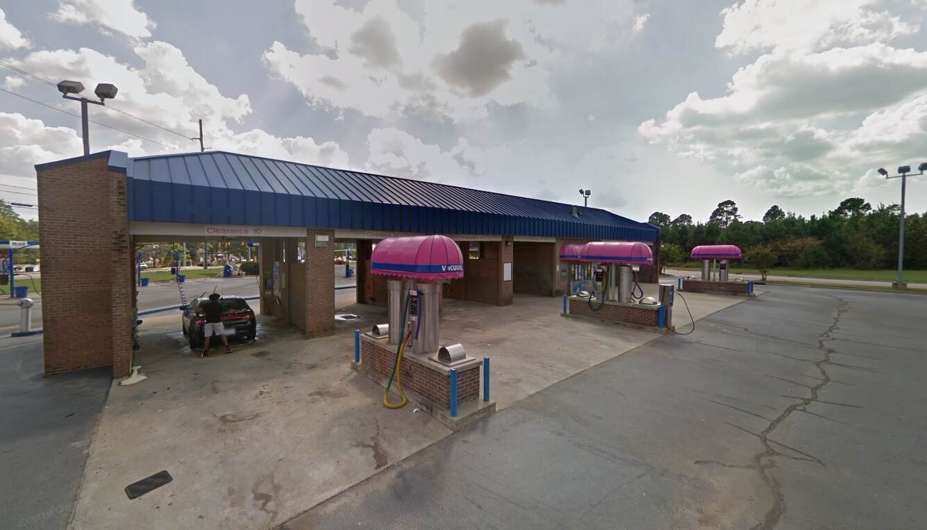 Car Wash at Car Wash USA Express 056 FayettevilleRamsey