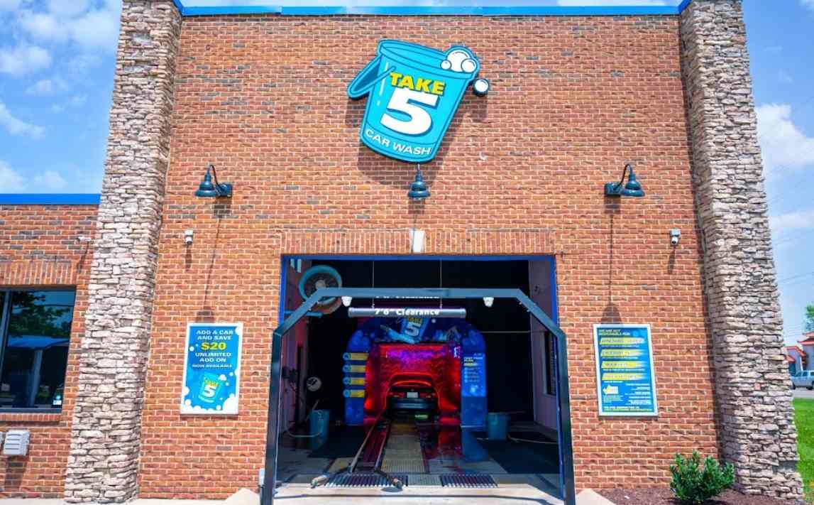 Car Wash at Take 5 Car Wash 071 MurfreesboroCedar Glades