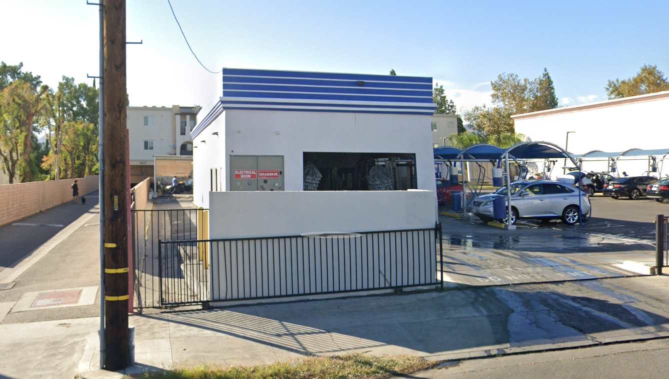 Car Wash at Chatsworth Express Car Wash and Detail 10241 Mason Ave