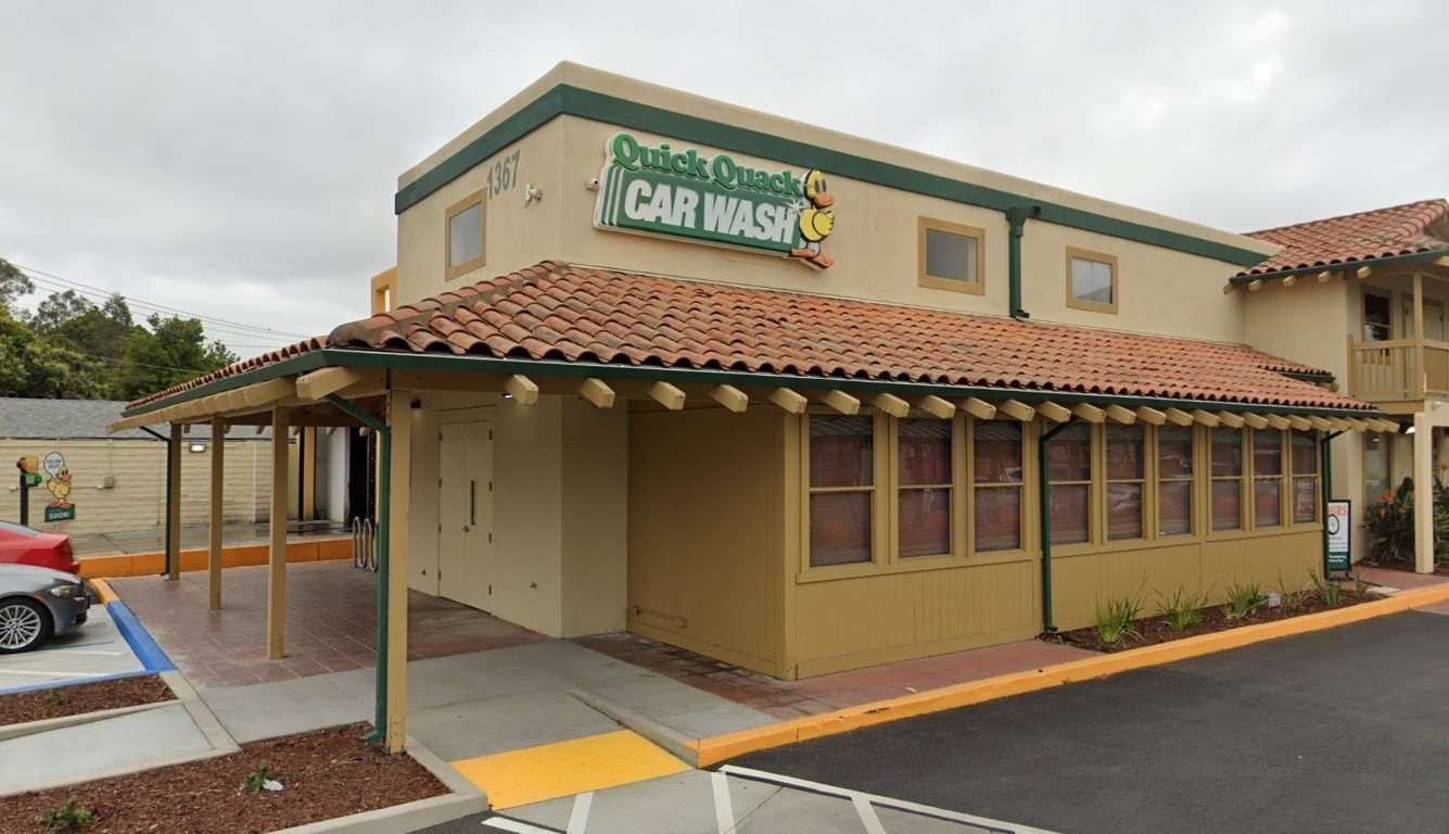 Car Wash at Quick Quack Car Wash Hayward, CA