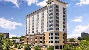 239 Ivan Allen Jr Blvd Parking